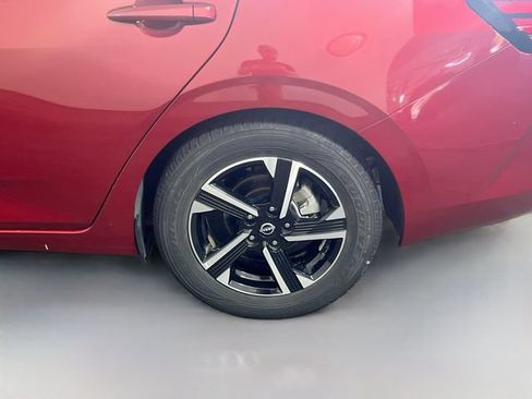 Used 2024 Nissan Sentra SV FWD image 21