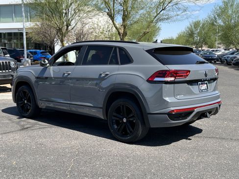 Used 2023 Volkswagen Atlas Cross Sport SEL R-Line AWD/4WD image 3