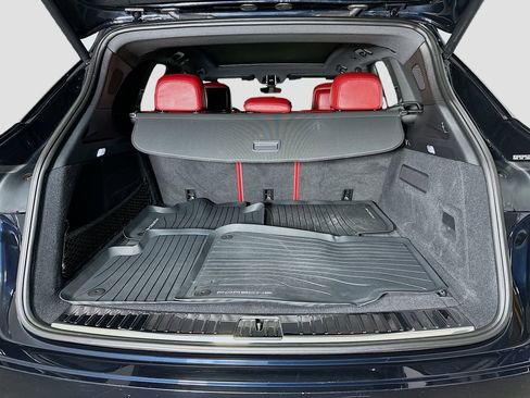 Used 2019 Porsche Cayenne E-Hybrid image 28