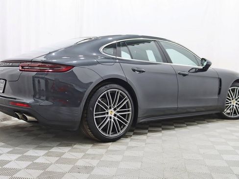 Used 2017 Porsche Panamera 4S image 9