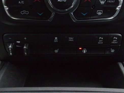 Used 2018 RAM 1500 Big Horn image 20