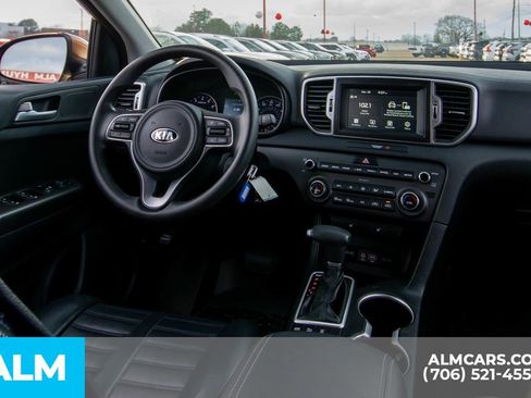 Used 2019 Kia Sportage LX w/ LX Popular Package image 7