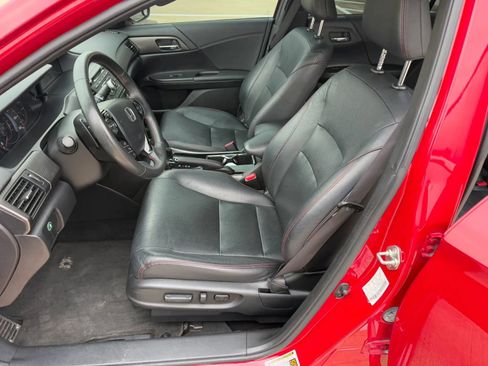 Used 2017 Honda Accord Sport Special Edition image 6