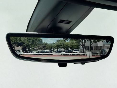 Used 2022 Chevrolet Traverse Premier w/ Redline Edition AWD/4WD image 29