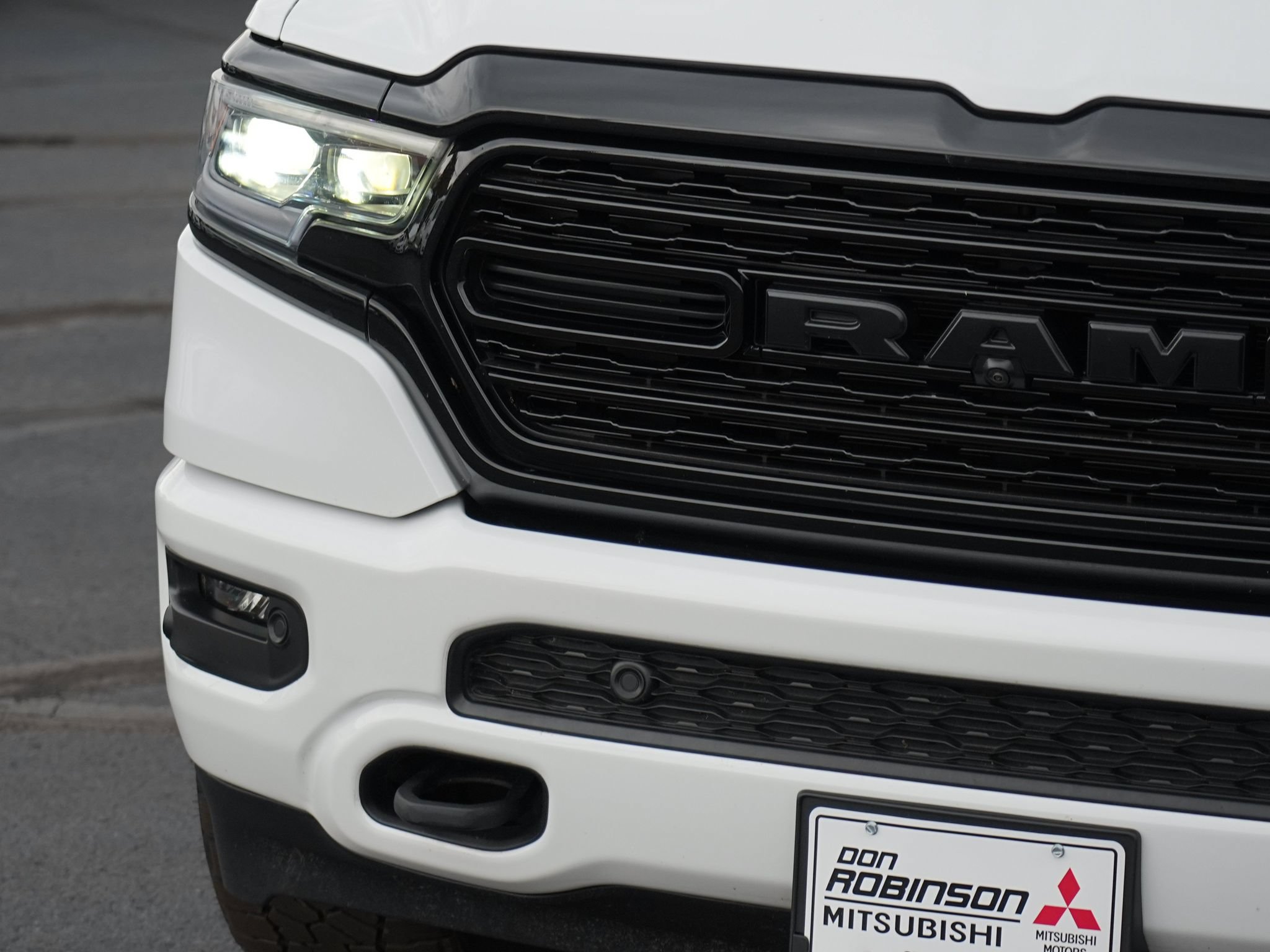 Used 2024 RAM 1500 Limited AWD/4WD image 10