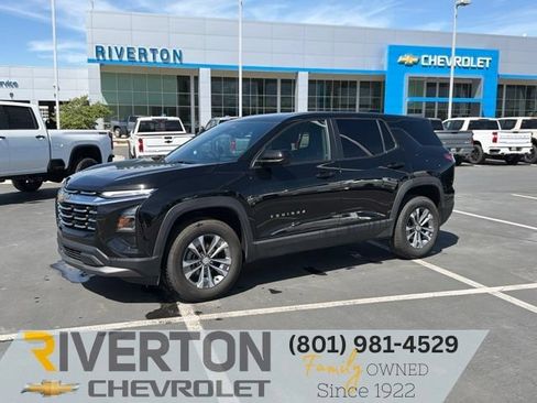 Certified 2026 Chevrolet Equinox LT w/ Convenience Package II AWD/4WD image 1