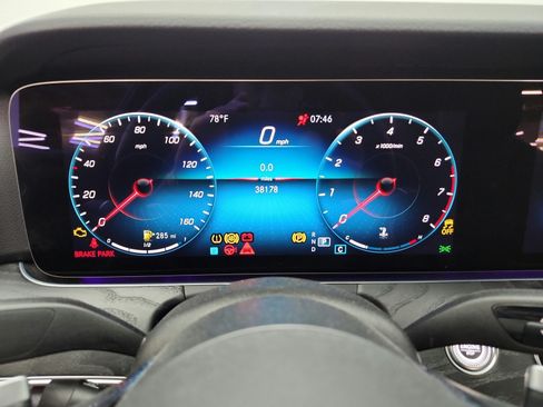 Used 2023 Mercedes-Benz E 350 Sedan image 9