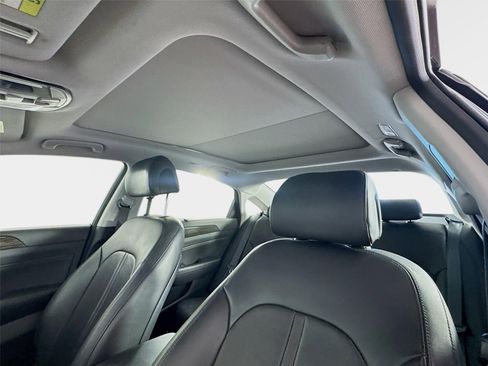 Used 2015 Hyundai Sonata Limited w/ Option Group 06 FWD image 14