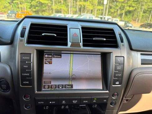 Used 2017 Lexus GX 460 w/ Navigation Package AWD/4WD image 61