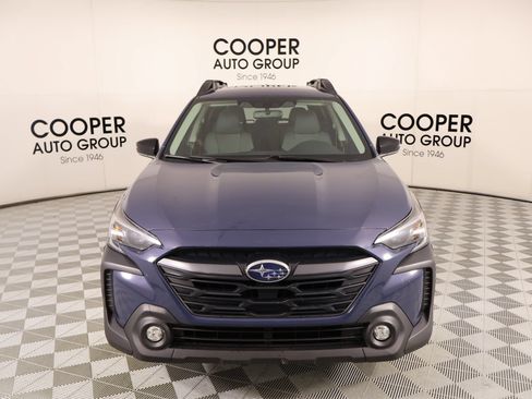 Used 2024 Subaru Outback Premium AWD/4WD image 9