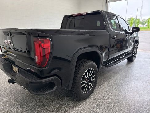 Used 2026 GMC Sierra 1500 AT4 w/ AT4 Premium Package AWD/4WD image 9