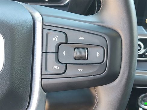 Used 2024 GMC Sierra 1500 SLT image 23