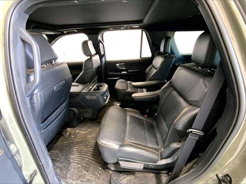 Used 2025 Ford Expedition Tremor AWD/4WD image 24