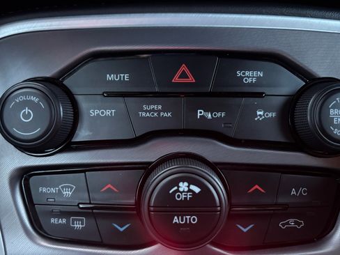 Used 2021 Dodge Challenger GT w/ Plus Package image 24