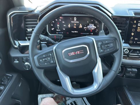 Used 2026 GMC Sierra 1500 Elevation w/ Elevation Premium Package image 24