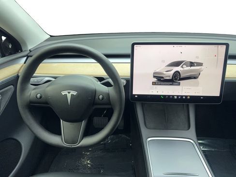 Used 2023 Tesla Model Y Long Range AWD/4WD image 51