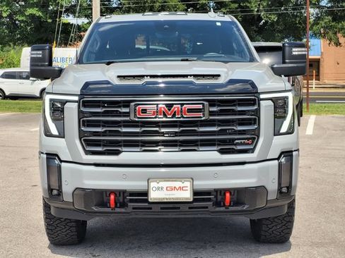 Used 2024 GMC Sierra 2500 AT4 w/ AT4 Premium Plus Package AWD/4WD image 2