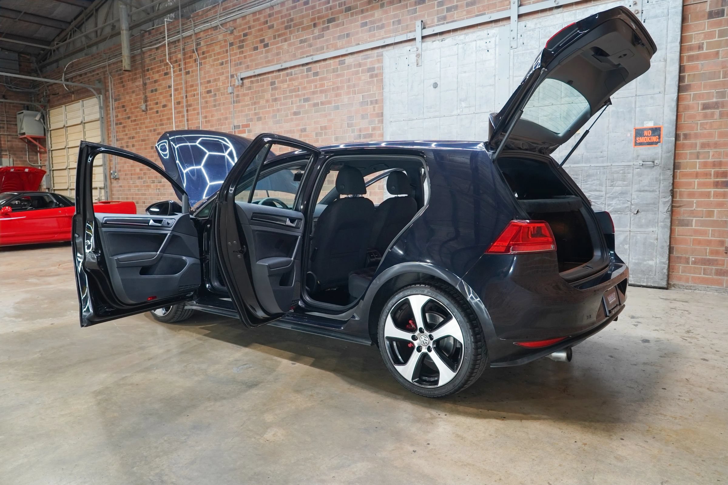 Used 2017 Volkswagen GTI S FWD image 26