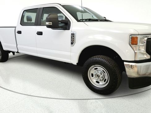 Used 2022 Ford F350 XL w/ Power Equipment Group AWD/4WD image 8