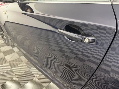 Used 2009 BMW 135i Convertible image 31