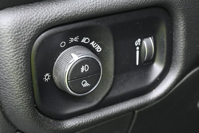 Used 2023 RAM 1500 Big Horn AWD/4WD image 15