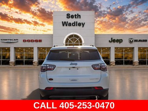 Used 2019 Jeep Compass Limited FWD image 6