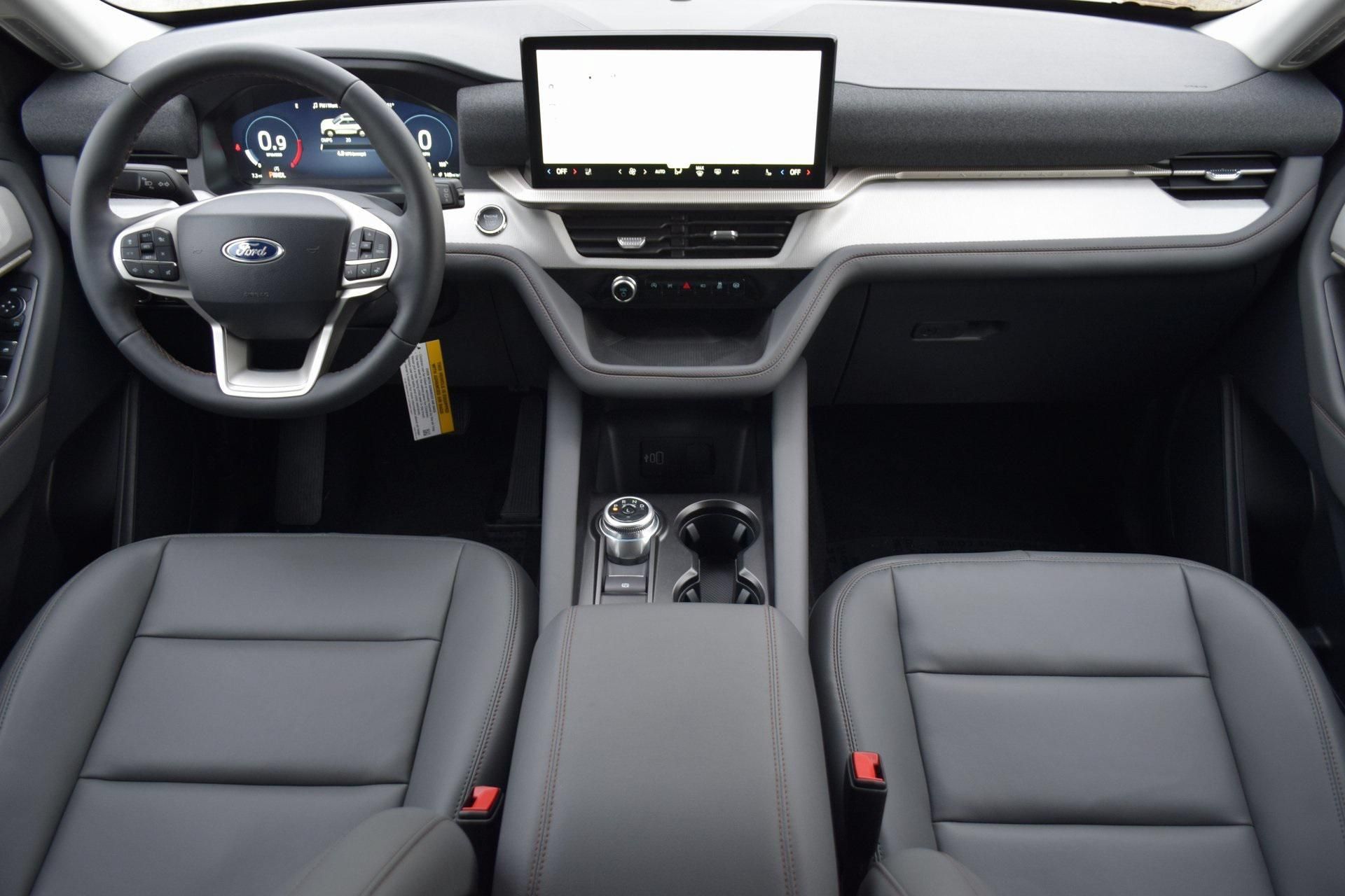New 2026 Ford Explorer Active w/ Active Comfort Package RWD image 7
