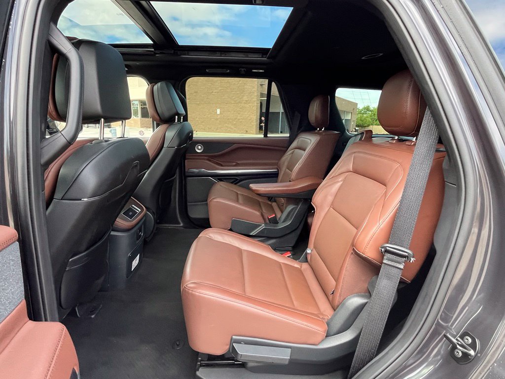 Used 2025 Lincoln Navigator Reserve AWD/4WD image 15