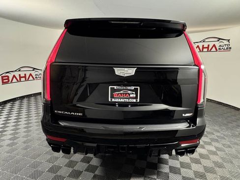 Used 2023 Cadillac Escalade V AWD/4WD image 7