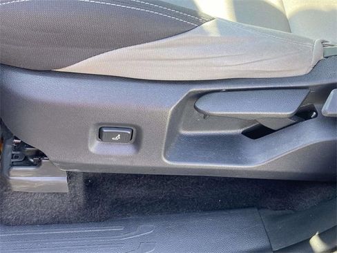 Used 2024 Toyota Tacoma TRD Sport image 16