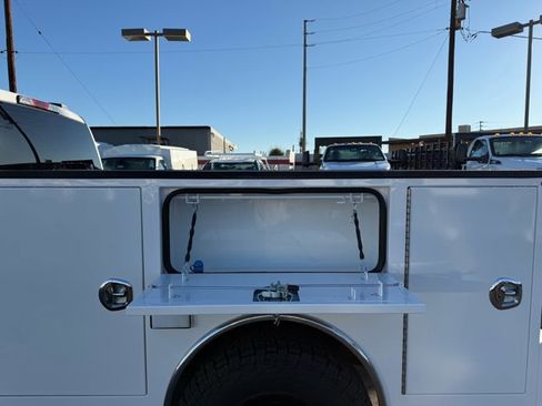 New 2026 Ford F350 XLT w/ FX4 Off-Road Package image 10