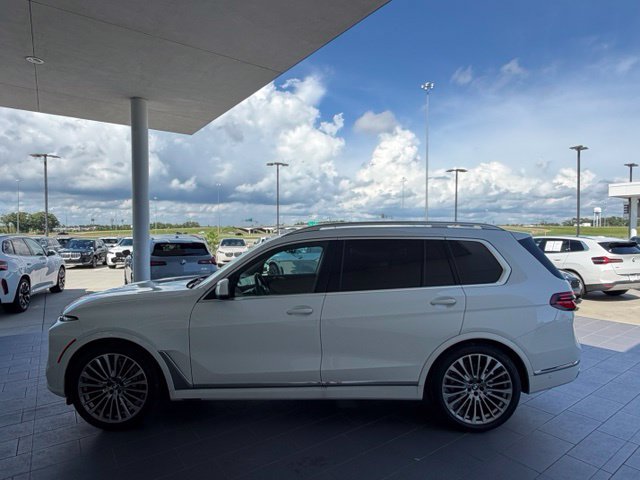Used 2026 BMW X7 xDrive40i w/ Premium Package AWD/4WD image 9