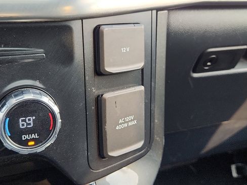Certified 2021 Ford F150 Lariat AWD/4WD image 27