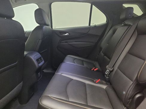 Used 2019 Chevrolet Equinox Premier image 18