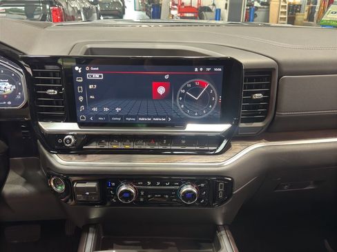 New 2026 GMC Sierra 1500 SLT w/ SLT Premium Plus Package image 31