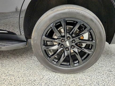 Used 2021 Cadillac Escalade Sport w/ LPO, Illumination Package AWD/4WD image 9