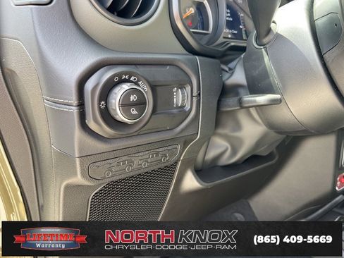 New 2025 Jeep Gladiator Mojave image 7