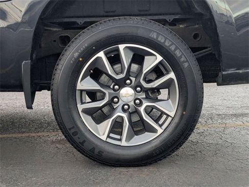 Used 2022 Chevrolet Silverado 1500 LT image 12