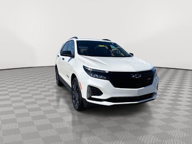Used 2024 Chevrolet Equinox RS w/ RS Leather Package FWD image 4