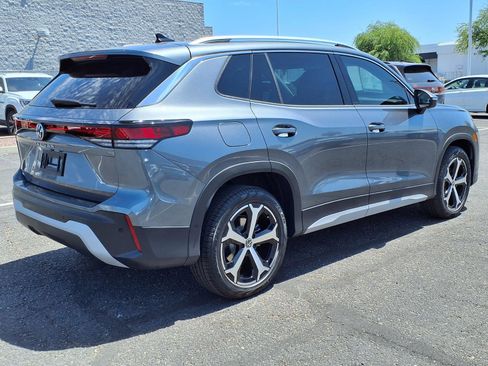 New 2026 Volkswagen Tiguan SE FWD image 6
