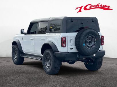 New 2025 Ford Bronco Outer Banks w/ Sasquatch Package