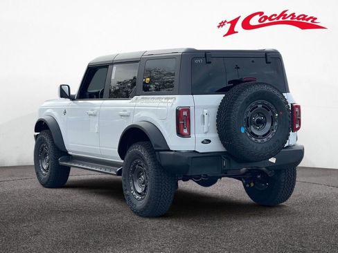 New 2025 Ford Bronco Outer Banks w/ Sasquatch Package image 4