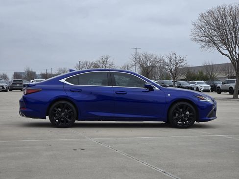 Used 2023 Lexus ES 350 F Sport w/ Accessory Package (Z2) image 3