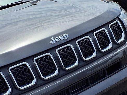Certified 2024 Jeep Compass Latitude AWD/4WD image 23