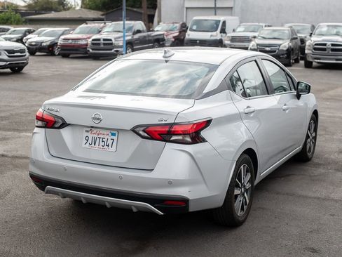 Used 2021 Nissan Versa SV image 8