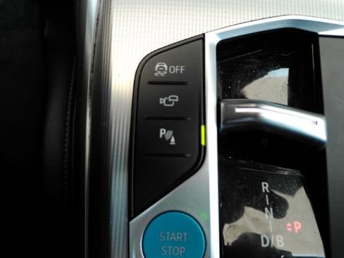 Used 2023 BMW i4 eDrive40 RWD image 49