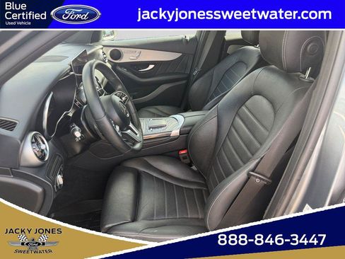 Used 2022 Mercedes-Benz GLC 300 4MATIC image 10