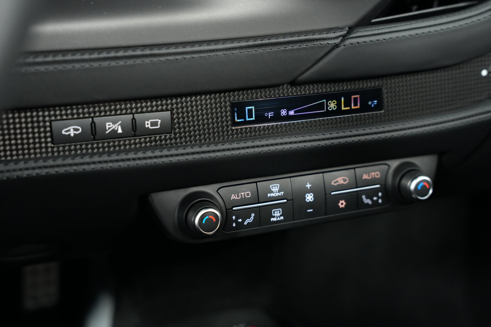 Used 2023 Ferrari F8 Tributo RWD image 37
