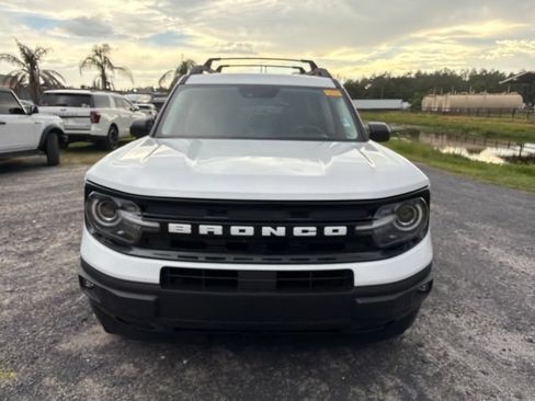 Used 2023 Ford Bronco Sport Outer Banks w/ Tech Package AWD/4WD image 9