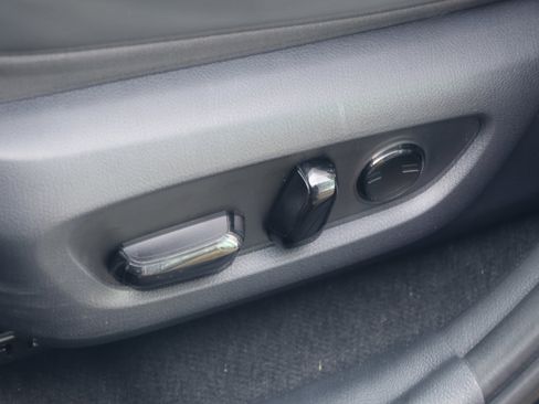 Used 2025 Lexus NX 250 FWD w/ Accessory Package (Z1) image 35